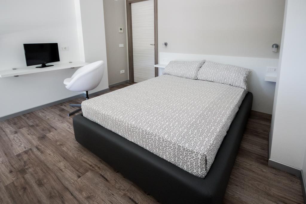 Homiquo - Royal Suite Como Lake Lake Como Ngoại thất bức ảnh