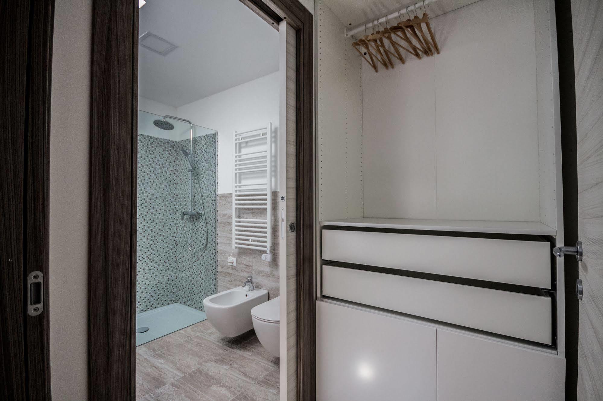 Homiquo - Royal Suite Como Lake Lake Como Ngoại thất bức ảnh